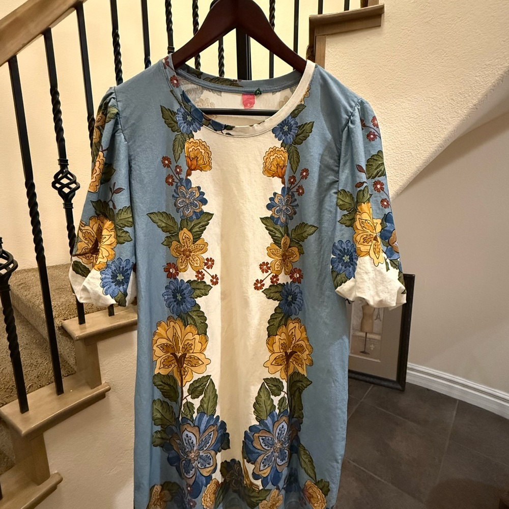 FARM Rio Blue and Cream Floral T Shirt Dress Size L